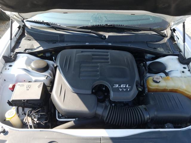 Dodge Charger SE 2014