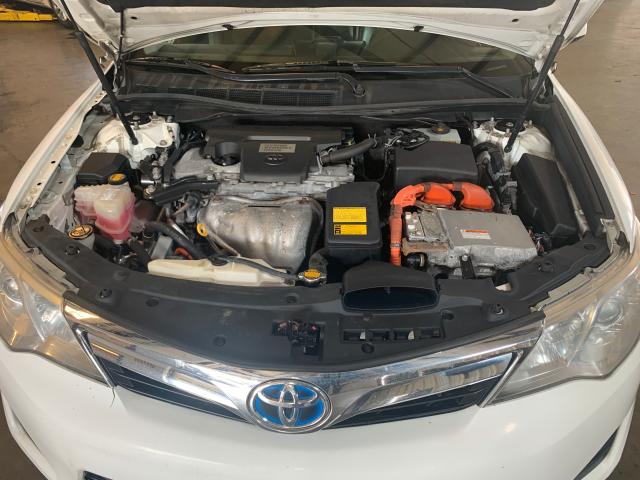 Toyota Camry Hybrid 2014