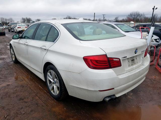 BMW 528 XI 2013