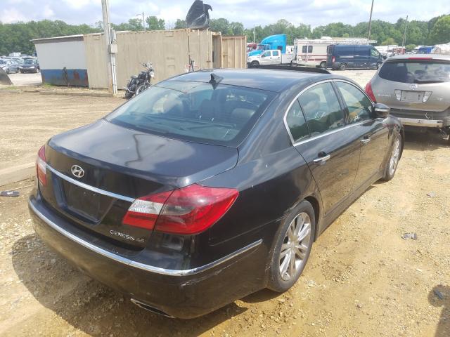 Hyundai Genesis 3 2013