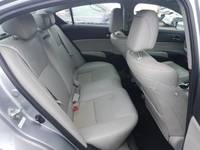 Acura ILX Base W 2017