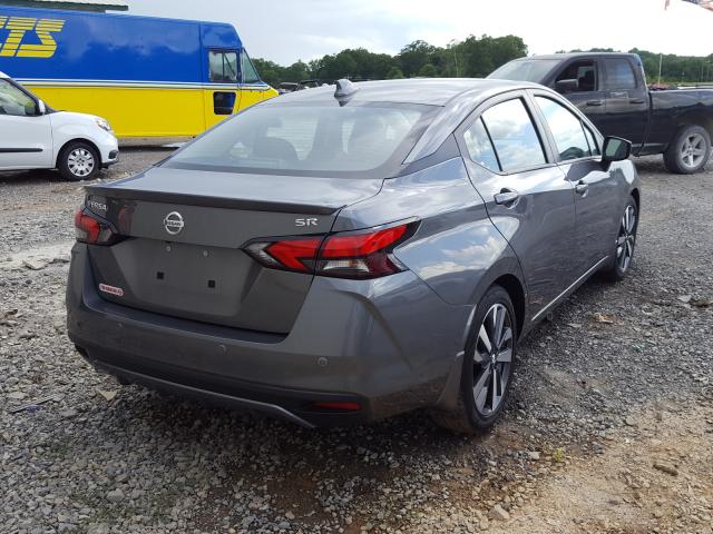 Nissan Versa SR 2020