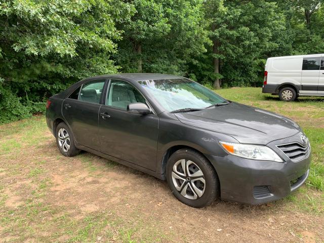 Toyota Camry Base 2011