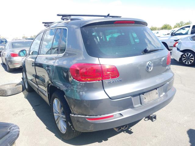 Volkswagen Tiguan S 2015