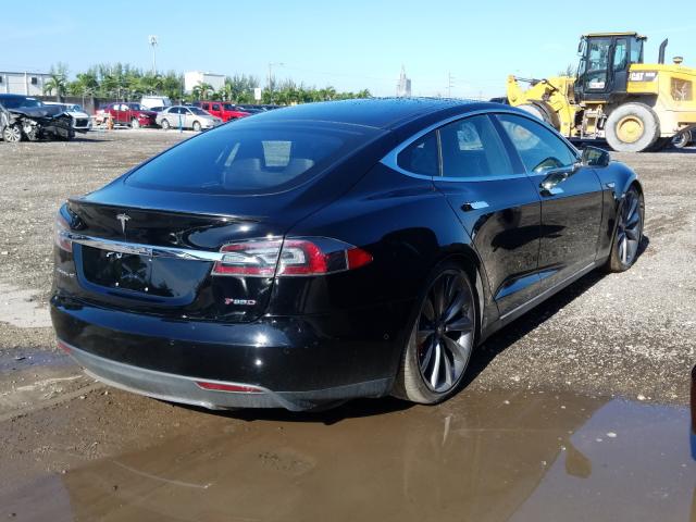 Tesla Model S 85 2015