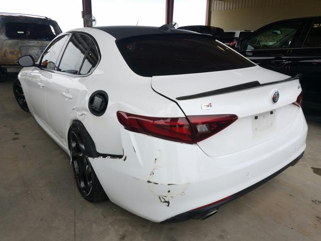 Alfa Romeo Giulia Q4 2017