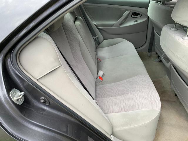 Toyota Camry Base 2011