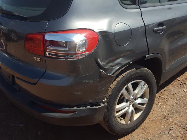 Volkswagen Tiguan S 2016