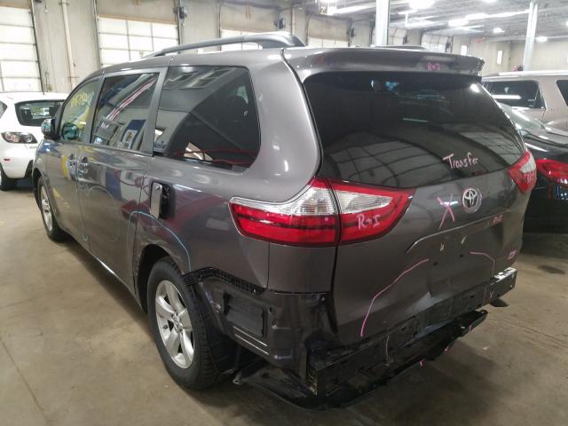 Toyota Sienna LE 2017
