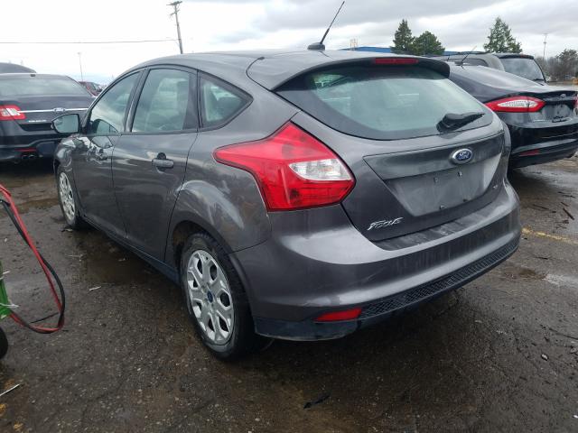 Ford Focus SE 2012