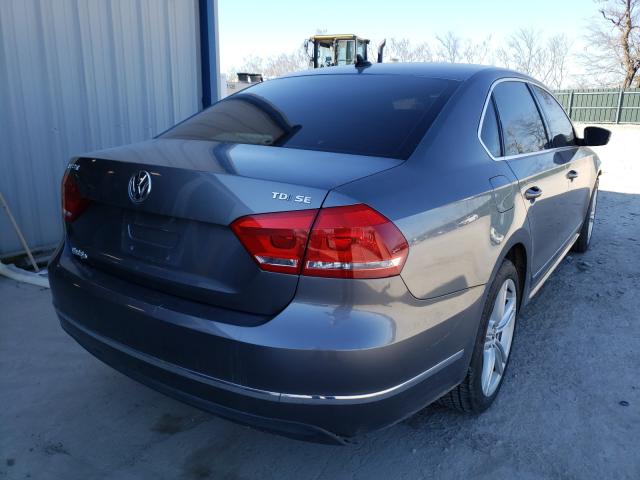 Volkswagen Passat SE 2013