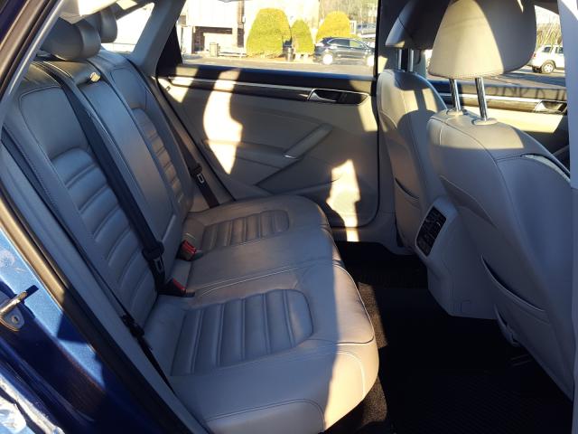 Volkswagen Passat SEL 2016