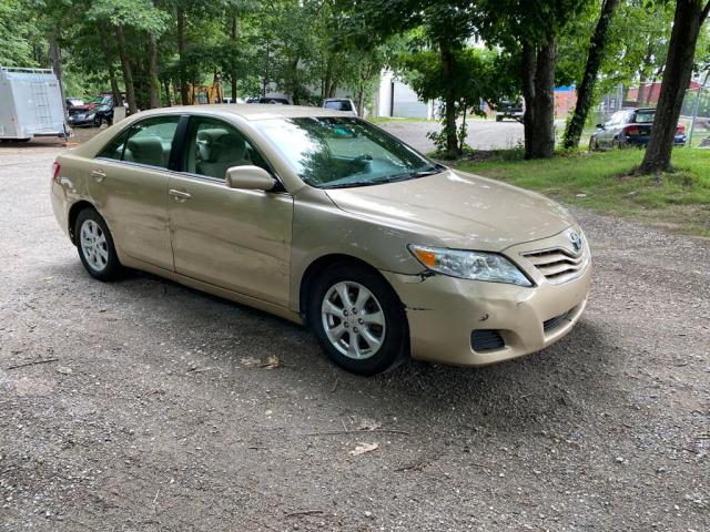 Toyota Camry Base 2011