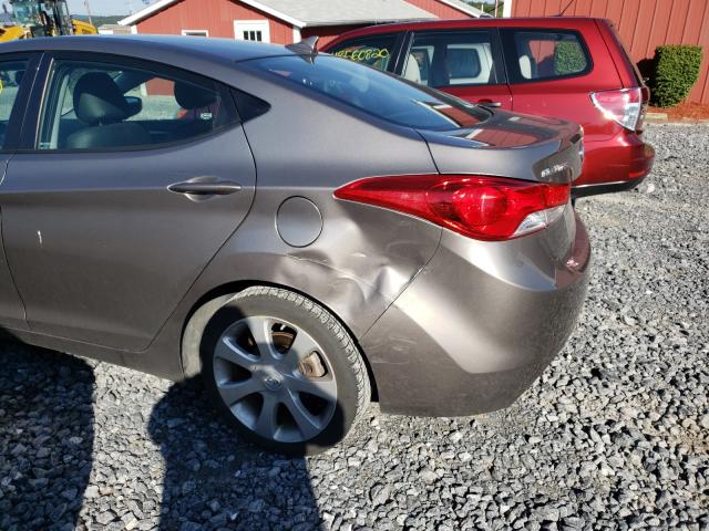Hyundai Elantra GL 2012