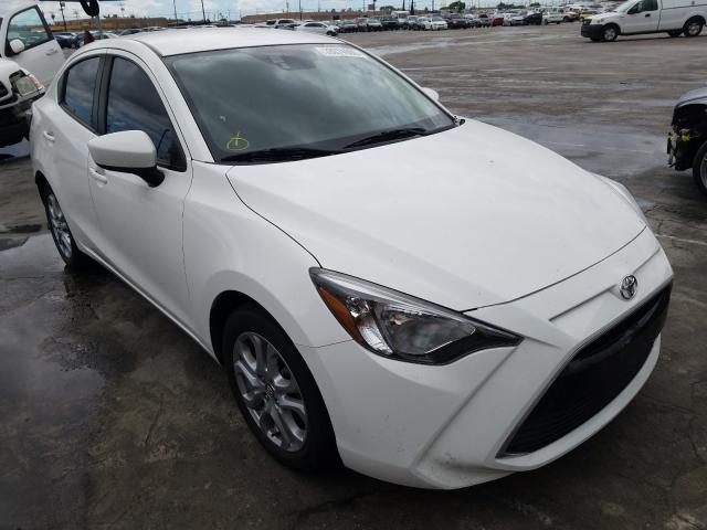 Toyota Yaris IA 2017
