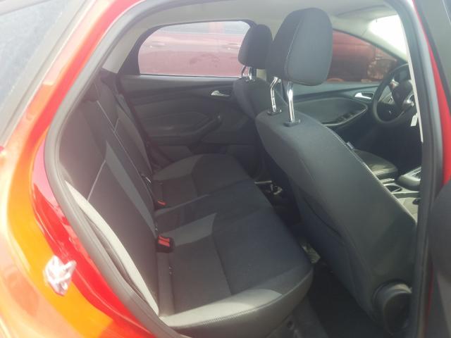 Ford Focus SE 2012
