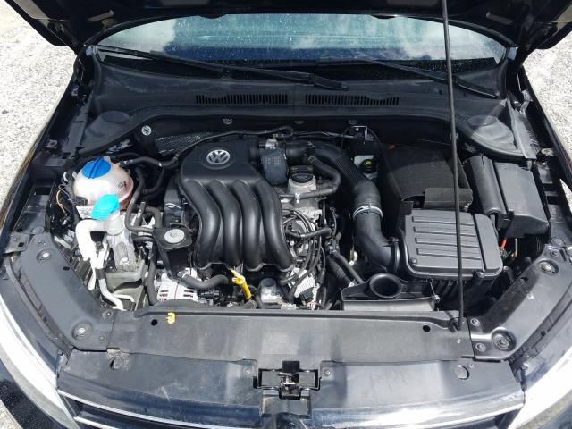 Volkswagen Jetta Base 2015