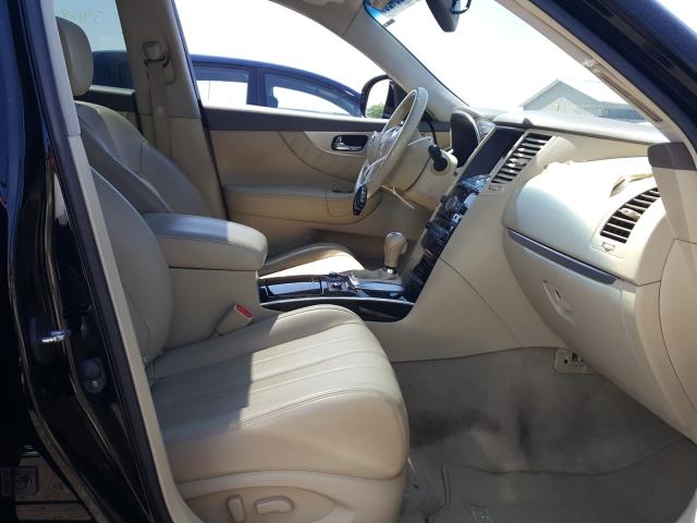 Infiniti QX70 2016