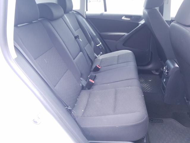 Volkswagen Tiguan S 2015