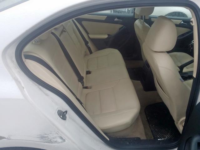 Volkswagen Jetta SE 2012