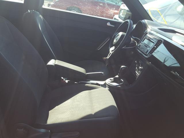 Volkswagen Beetle 2014