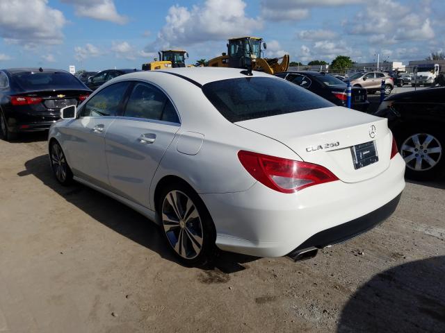 Mercedes-Benz CLA 250 2016