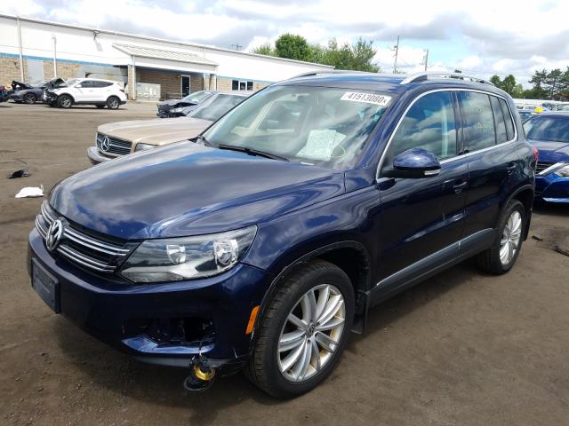 Volkswagen Tiguan S 2013