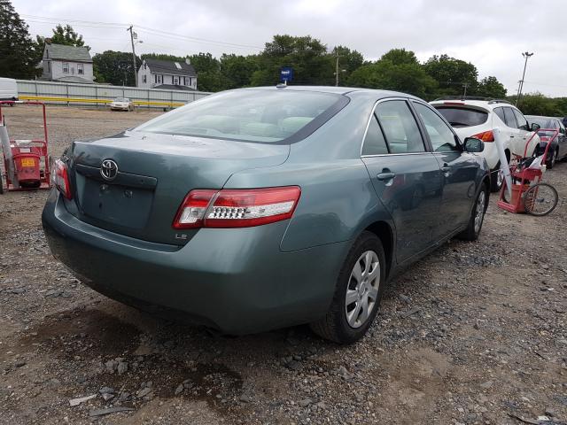 Toyota Camry Base 2010