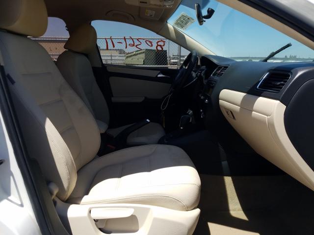 Volkswagen Jetta SE 2011