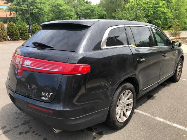 Lincoln MKT 2014