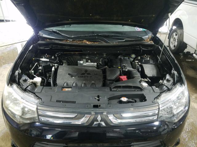 Mitsubishi Outlander 2014