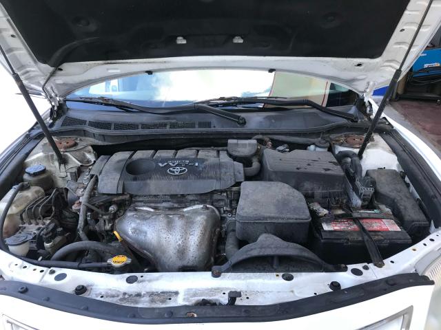 Toyota Camry Base 2010