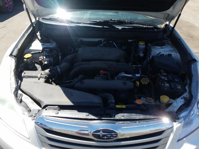 Subaru Outback 2 2012