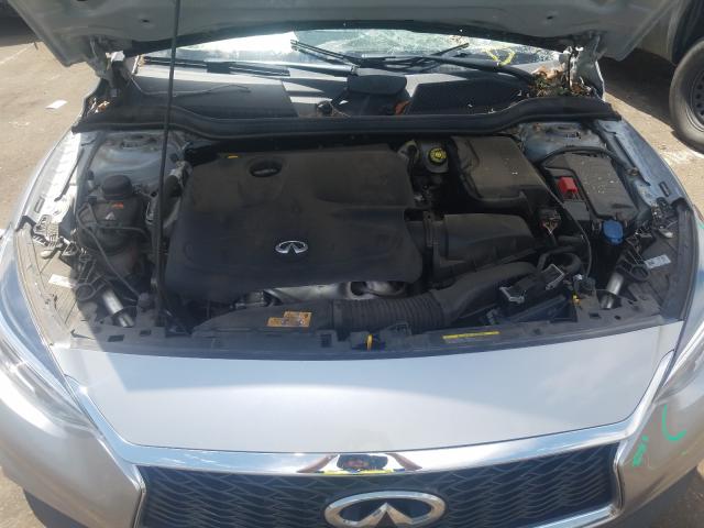 Infiniti QX30 Base 2017