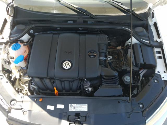 Volkswagen Jetta SE 2011