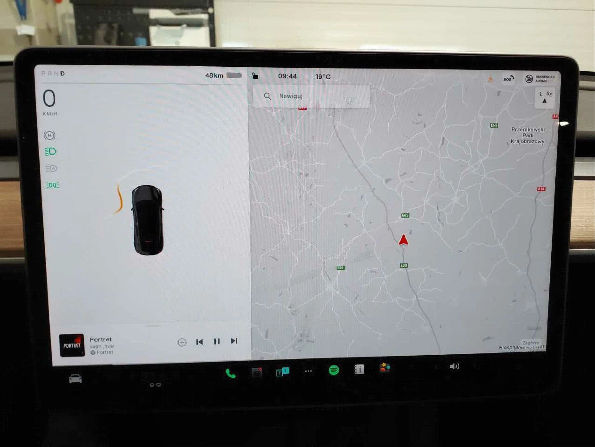 Tesla Model Y - AWD - Electric - Automatic - 514 hp - 5.374 km
