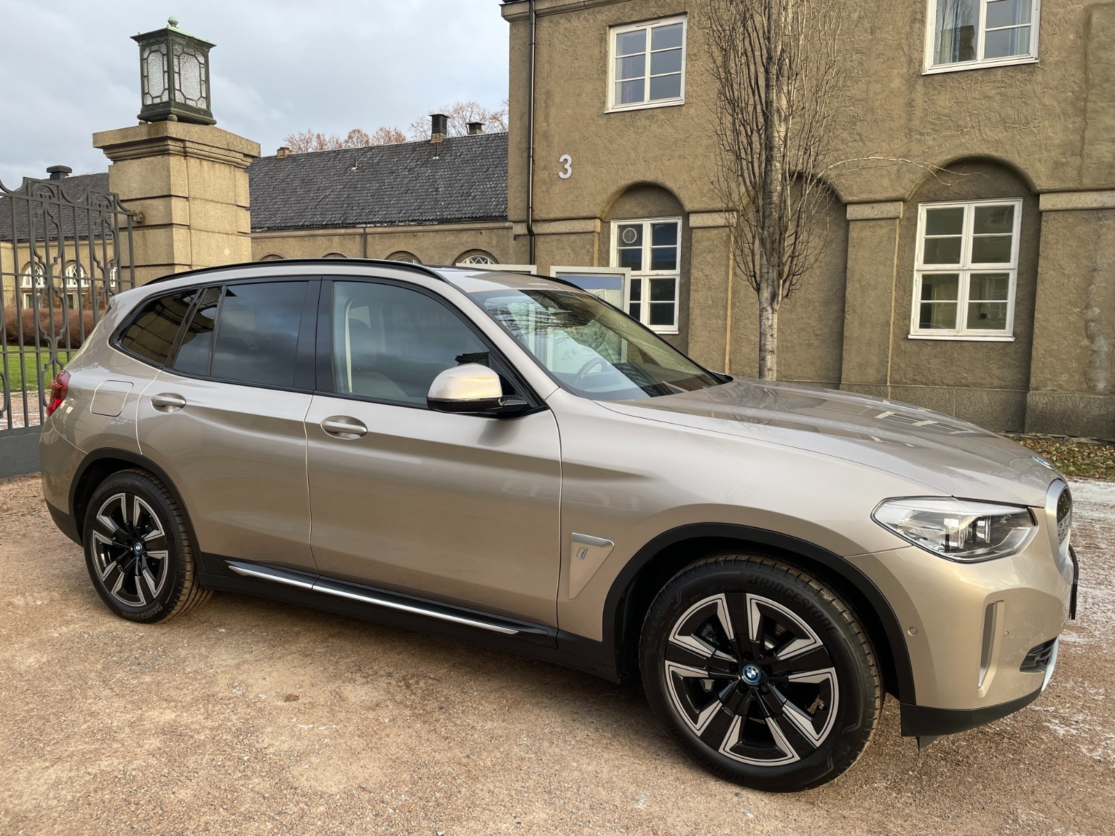 2021 BMW iX3