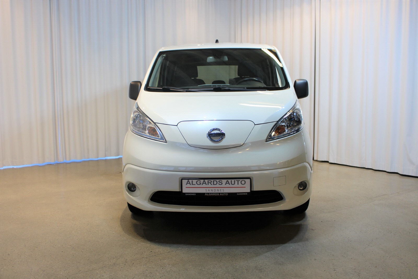 2016 Nissan e-NV