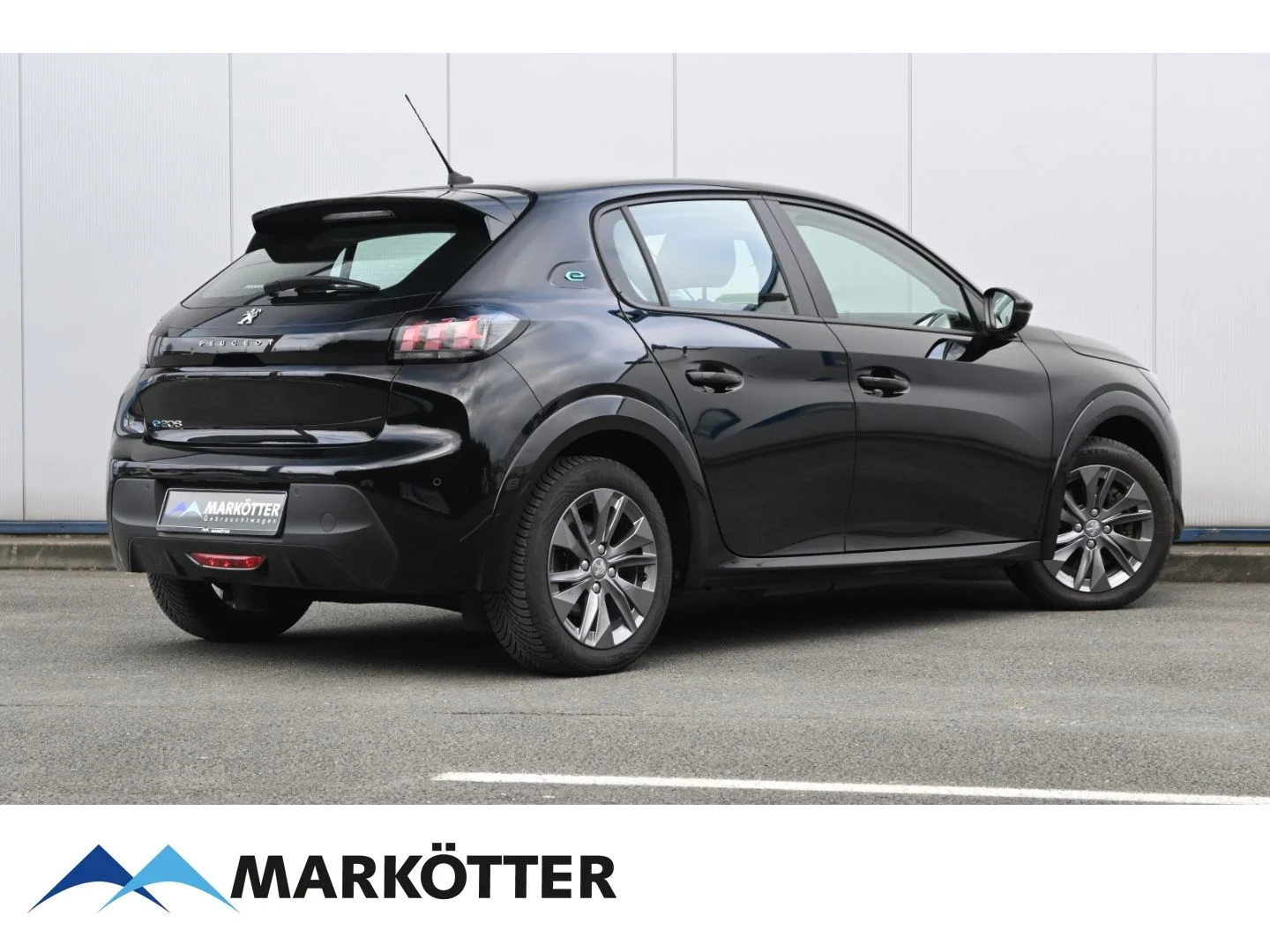 Peugeot e-208 2021