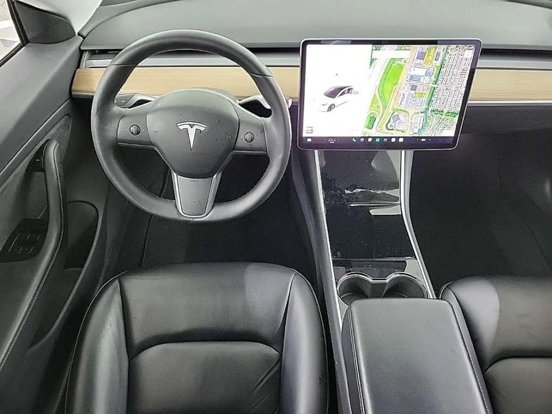 Tesla Model 3 Long Range - Electric - Automatic - 287 hp - 134.792 km