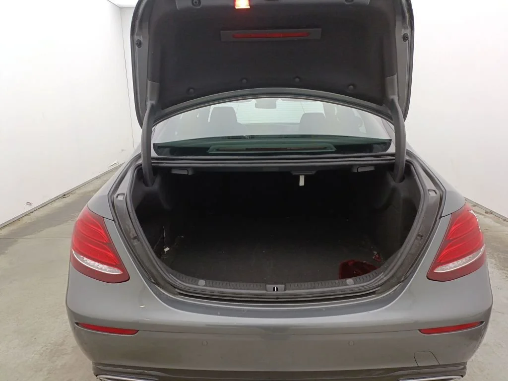 Mercedes-Benz E 220 - 4-Matic - Дизельное топливо - Автоматическое - 194 hp - 46.810 km