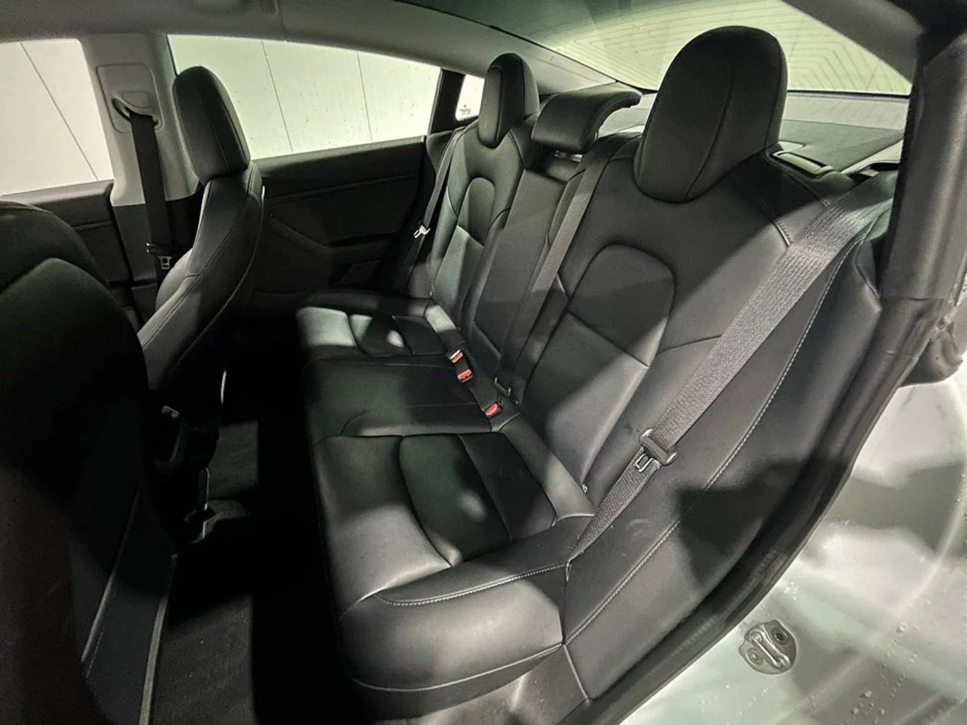 Tesla Model 3 Long Range - Electric - Automatic - 287 hp - 134.792 km