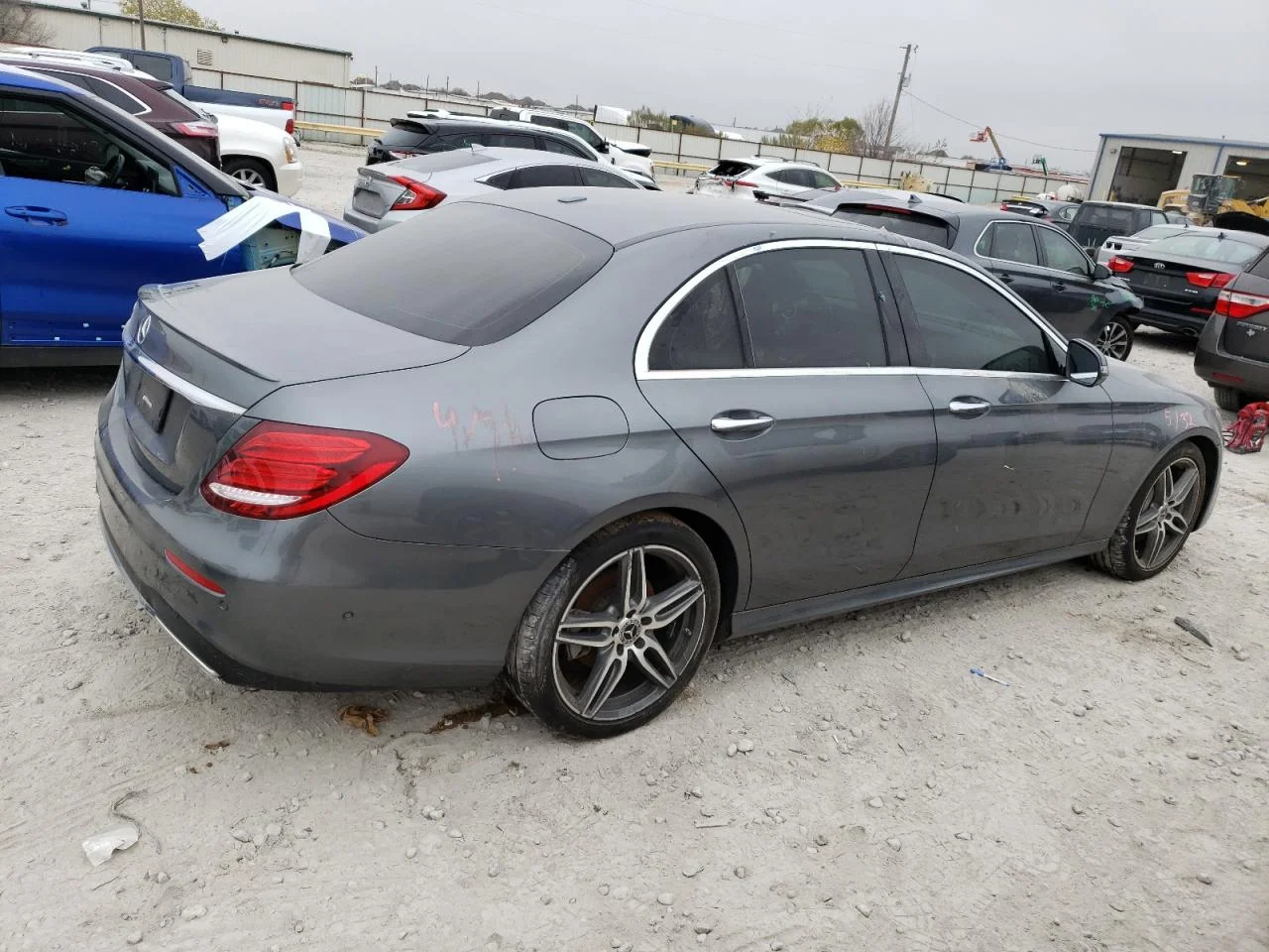MERCEDES-BENZ E 300 2017