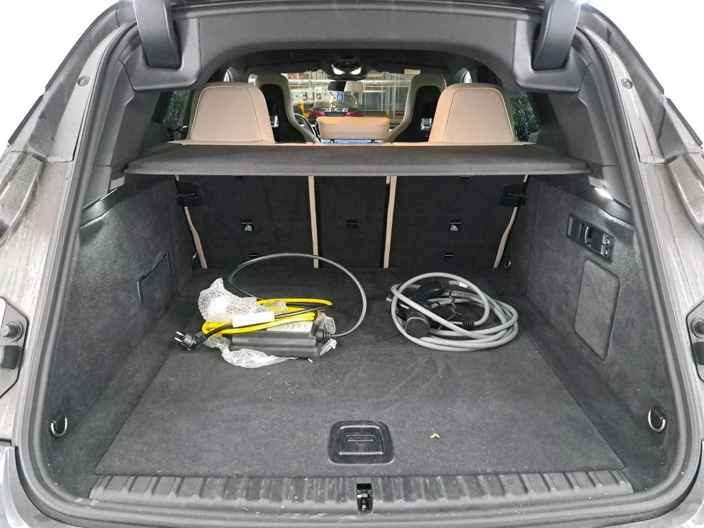 BMW iX - xDrive - Electric - Automatic - 326 hp - 118.966 km