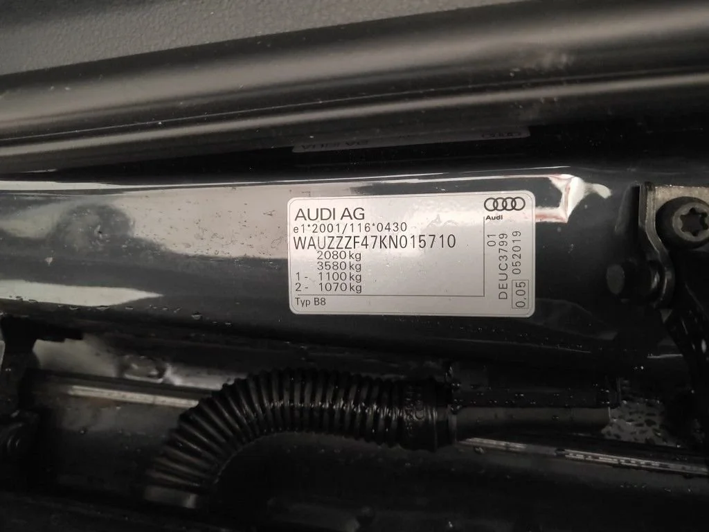 Audi A4 30 TDI Business - Diesel - Automatic - 122 hp - 52.346 km