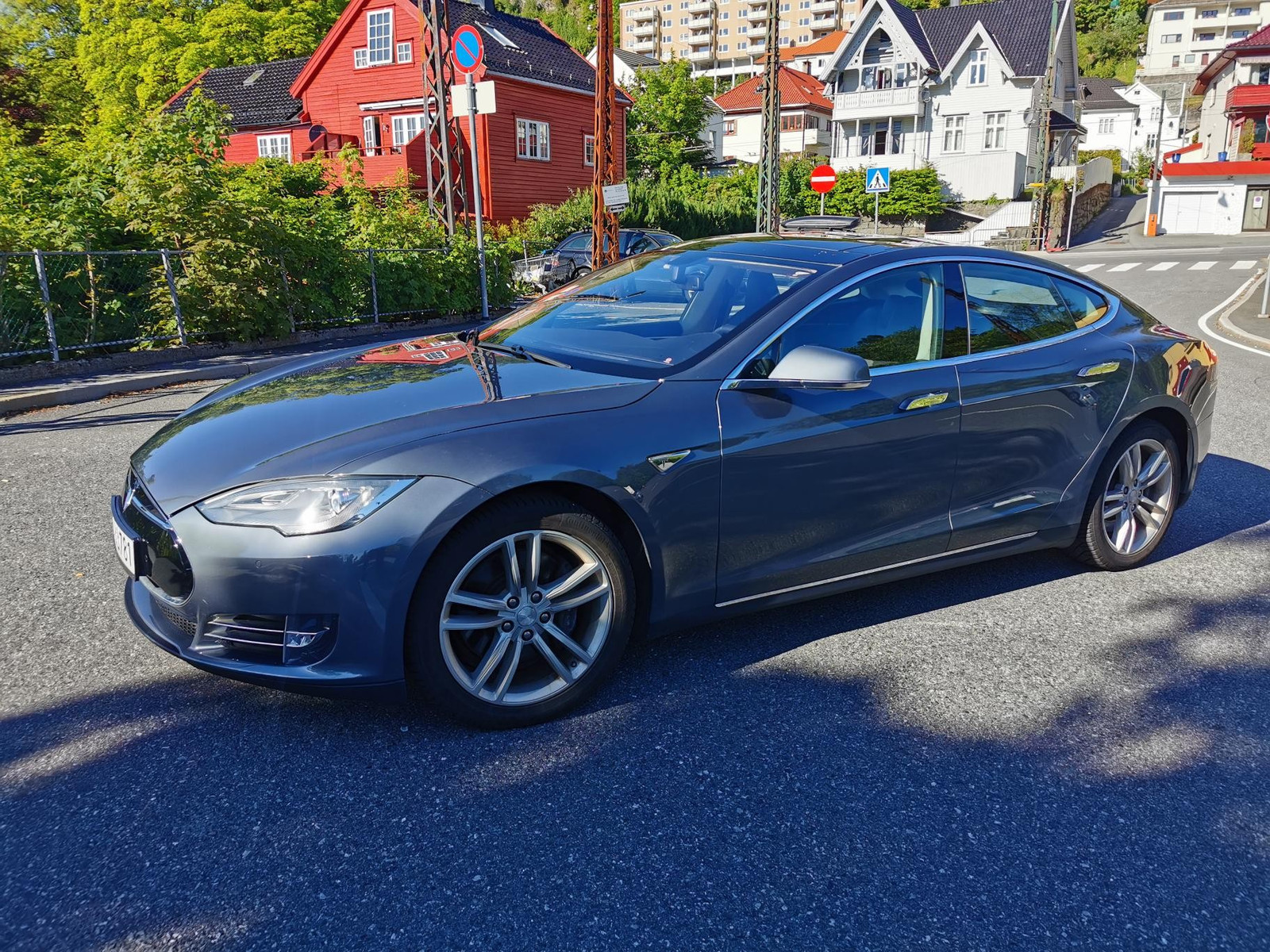 2014 Tesla Model S