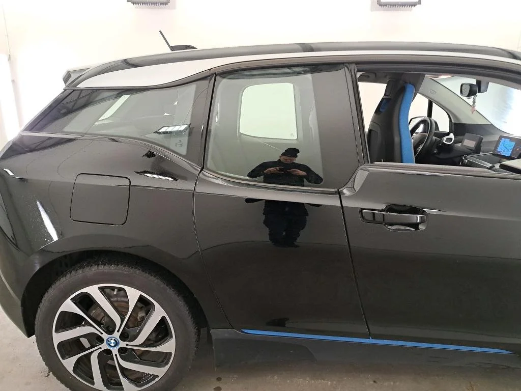 BMW i3 Executive - Electric - Automatic - 170 hp - 57.070 km