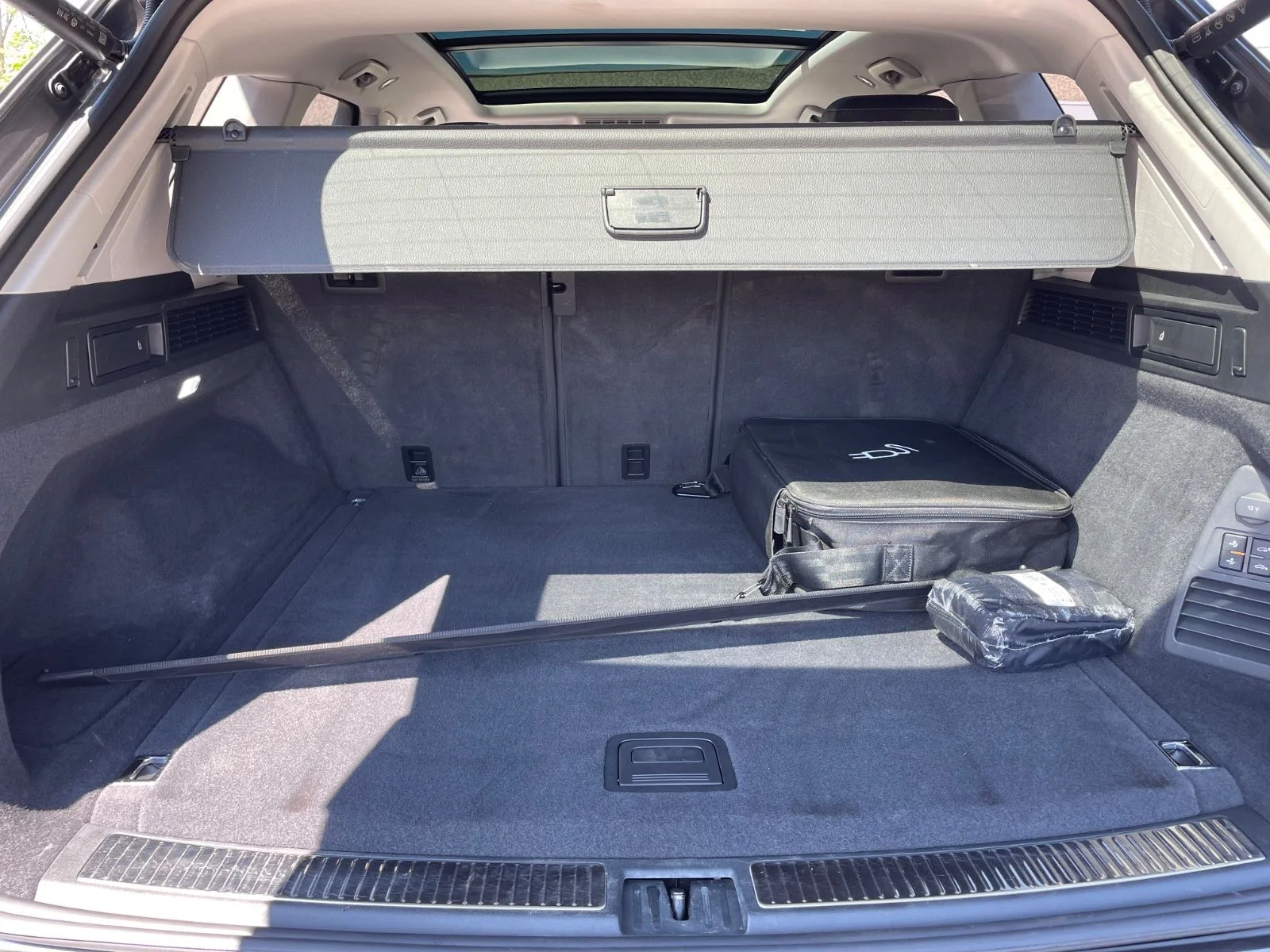 Volkswagen Touareg 2022 Hybrid