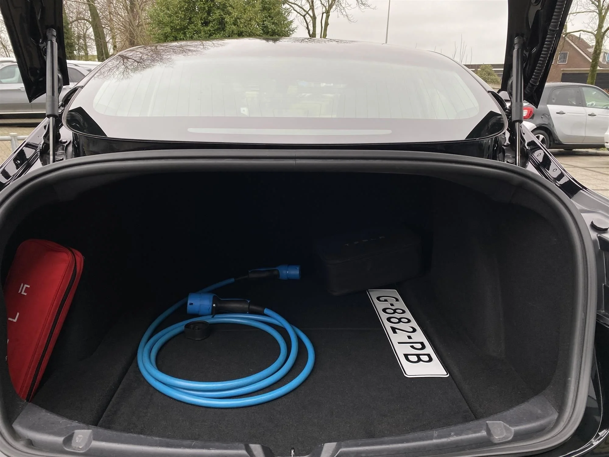 Tesla Model 3 60 kWh - Electric - Automatic - 238 hp - 139.927 km