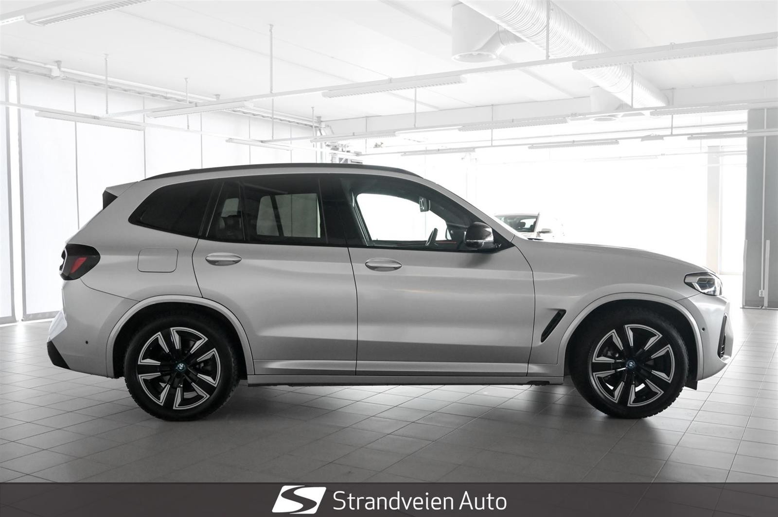 2022 BMW iX3